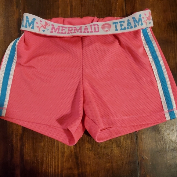Girl's shorts - Picture 1 of 4